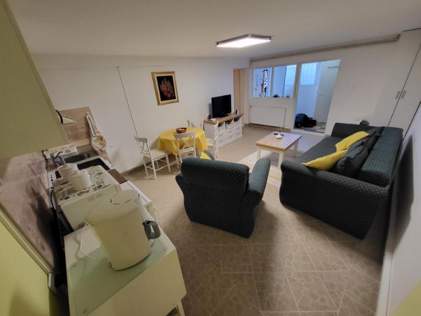 Aqua Royal Apartment